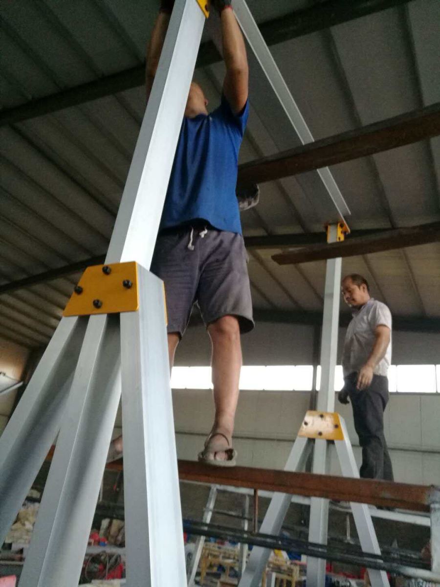 龍門吊廠家是如何進行小型龍門吊的加工制作的？