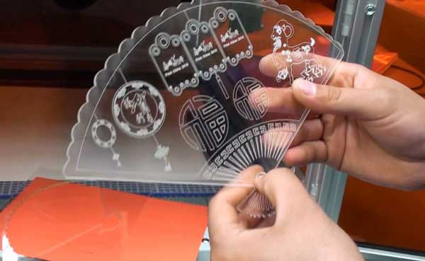 激光模切機(jī)跟激光切割機(jī)是同一種設(shè)備嗎？